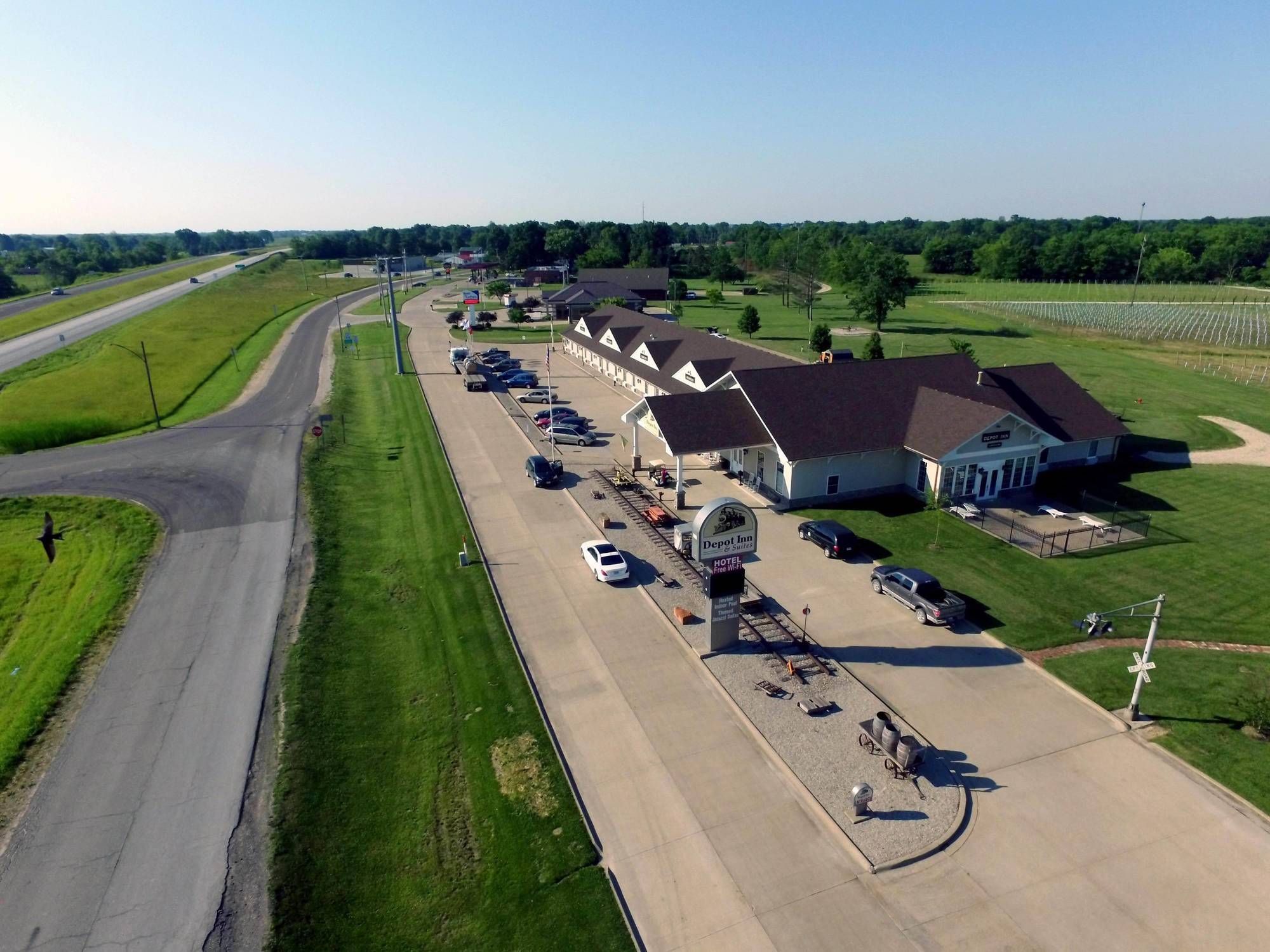 Depot Inn & Suites La Plata Exterior photo